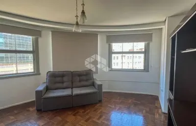 Apartamento à venda de 2 quartos, bairro floresta, proximo na universidade federal e rodoviária