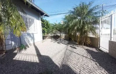 Casa geminada de esquina com 2 dormitórios/ quartos em palhoça sc, bairro barra do aririú à venda por r$ 402.800,00.