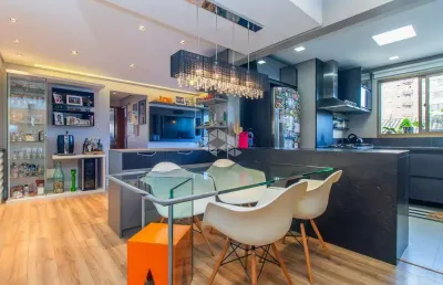 Excelente apartamento de 2 suítes pronto para morar!