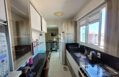 Apartamento com 73m² privativos com 2 dormitorios com 1 suíte, vaga e hobby box