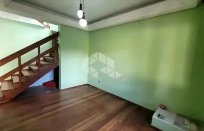 Casa em condomínio com 3 dormitórios, suíte com closet, bairro ipanema, zona sul de porto alegre
