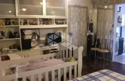 Apartamento jk mobiliado, condomínio com elevador, mobiliado, próximo ufrgs, centro histórico.