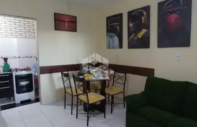 Sobrado de 2 dormitórios e 1 vaga de garagem, no bairro jardim dos lagos, em guaíba.