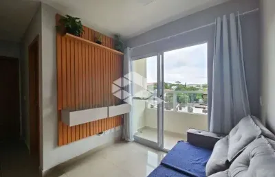 Apartamento de 2 quartos, sacada com churrasqueira e vaga no morro santana