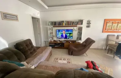 Casa 3 dormitórios, sendo 1 suíte, 2 banheiros, espaço gourmet com churrasqueira. parque amador esteio