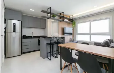 Apartamento mobiliado com 2 suítes vista panorâmica e lazer completo no pantanal