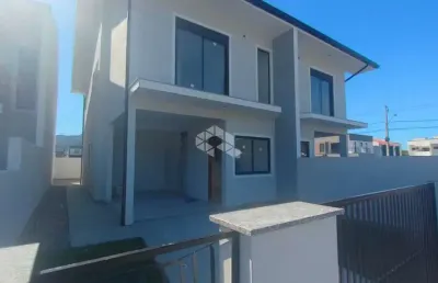 Sobrado com 3 dormitórios, sendo 1 suíte e 110 m² para vender por r$ 580.000,00.