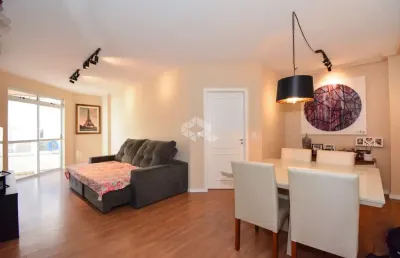 Apartamento semimobiliado com 3 quartos sendo 1 suíte e 1 vaga de garagem no bairro kobrasol em são josé/sc