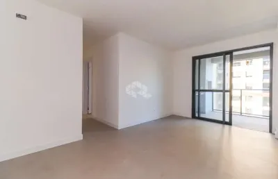 Apartamento com dois quartos e nfraestrutura de clube, no jd lindóia