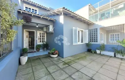 Casa com 3 quartos à venda na Rua Constantino Fernando Onorato Bottin, 362, Hípica, Porto Alegre