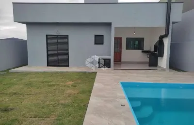 Linda residência térrea nova - conforto, estilo e lazer