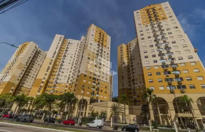 Excelente apartamento ,muito bem conservado, em andar alto super arejado e ensolarado e com uma a vista espetacular da cidade!