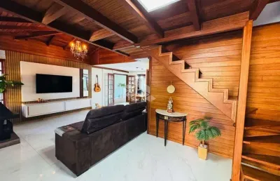 Sobrado com piscina e 3 dormitórios sendo 1 suíte master com closet e sacada  130 m² a venda no ingleses r$ 980.000,00
