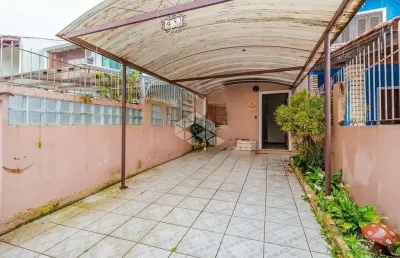 Casa estilo sobrado - 2 dormitórios e 2 banheiros - hipica, zona sul de poa