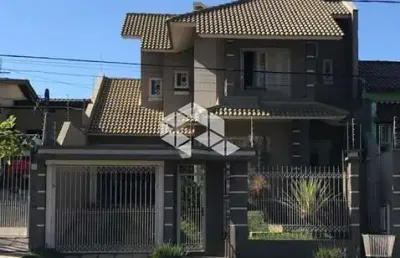 Casa/sobrado, com 3 dormitórios, 1 suíte, piscina térmica e pátio, moinhos de vento, canoas. aceita fgts e pode ser  financiada.