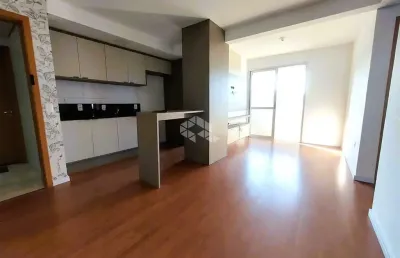 Apartamento de 2 dormitórios localizado a 8 minutos do centro!