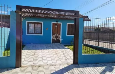 Casa térrea com 2 dormitórios e 62m² / hipica, zona sul poa