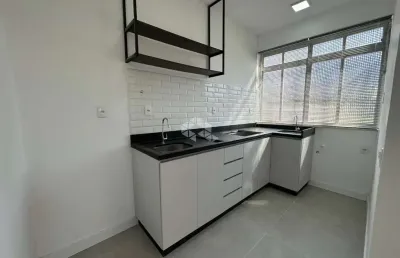 Apartamento reformado à venda no estreito - 2 quartos, 1 vaga - excelente localização!