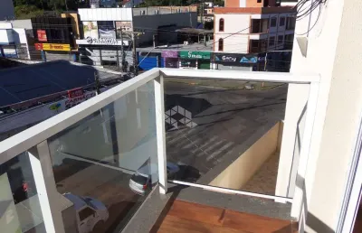 Apartamento à venda com 2 quartos, 1 box garagem, no centro de guaíba