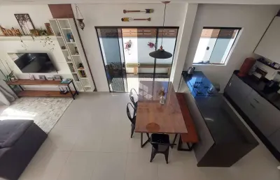 Casa com 3 quartos à venda na Avenida das Constelações, 776, São João do Rio Vermelho, Florianópolis