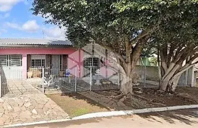 Casa térrea com 2 dormitórios e uma vaga de garagem em canoas