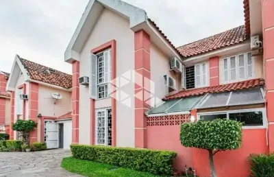 Ótima casa em condomínio - 3 dormitórios - baixo custo condomínial - bairro camaquã