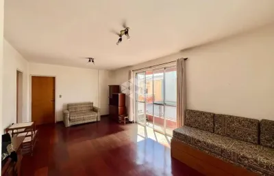Apartamento amplo no coração da cidade - 3 dormitórios, suíte, 2 sacadas e preço imperdível!