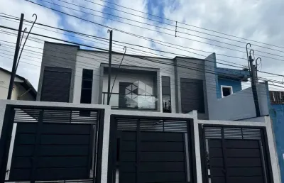Sobrado na vila ré com 3 dormitorios sendo 1 suite e 2 vagas!