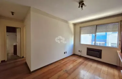 Apartamento 2 dormitórios, semimobiliado, 1 vaga de garagem no bairro cristo redentor, em porto alegre.