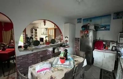 Casa com 3 dormitórios bairro são joão do rio vermelho