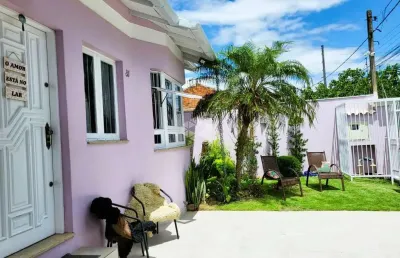 Casa a venda no bairro igara com 2 dormitórios , 1 suíte, espaço gourmet e pátio com piscina