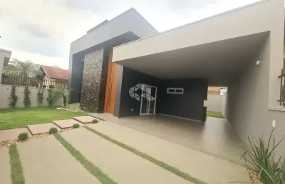Casa 3 dormitórios, 1 suíte, 2 banheiros, sala, cozinha, lavanderia, garagem, aceita financiamento bancário e fgts.