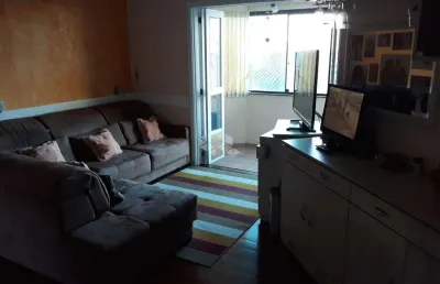 Apartamento de 3 dormitórios, 1 suíte e 2 vagas no bairro jardim planalto em porto alegre-rs!