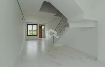Casa estilo sobrado, 2 dormitórios no bairro hípica, em porto alegre