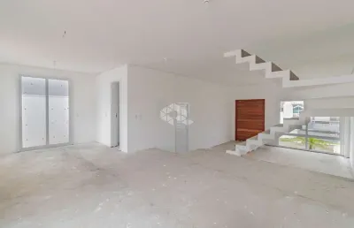 Casa em condomínio na zona sul com 3 dormitórios e 2 vagas