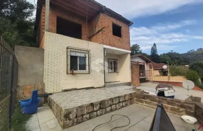Casa a venda na av. oscar pereira - 3 dormitórios -  semimobiliada.