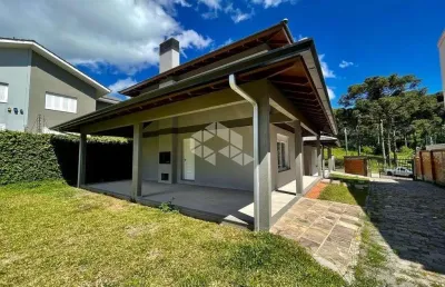 Casa 03 dormitórios em condomínio fechado no bairro bela vista em caxias do sul