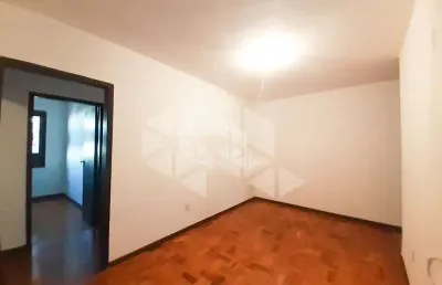 Apartamento   com 72 metros ,dois dormitórios na avenida da azenha