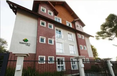 A venda apartamento de 2 suítes localizado em gramado.