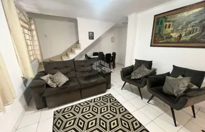 Sobrado a venda no bairro planalto, 161m², 03 dormitórios com suíte, 02 vagas