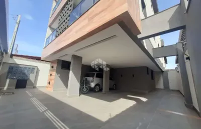 Sobrado duplex sacada gourmet frente rua a venda em vila mirim,  praia grande com 2 quartos e 1 vaga
