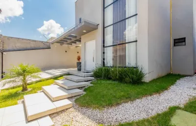 Linda casa com 3 quartos com suíte com 155,08 m² privativos no bairro novo mundo - curitiba