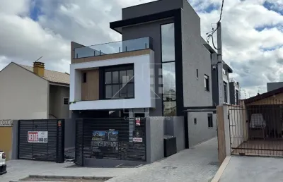 Sobrado triplex com 3 quartos com suíte com 134 m² privativos no bairro novo mundo curitiba
