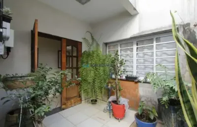 Sobrado a venda  230m²  3 suítes 2 vagas     mirandópolis   são paulo