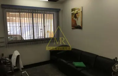 Casa com 3 quartos para alugar na Rua Guararapes, --, Brooklin Paulista, São Paulo