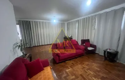 Casa com 3 quartos para alugar na Rua Palacete das Águias, --, Vila Alexandria, São Paulo