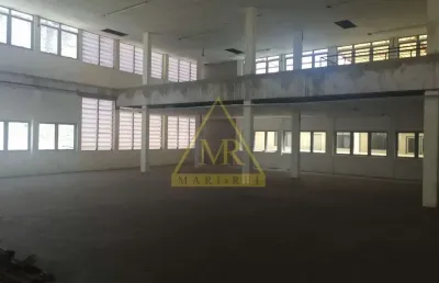 Prédio para alugar na Avenida Lino de Almeida Pires, --, Vila Guarani, São Paulo