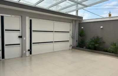 Casa com 3 quartos à venda na Avenida Dona Antônia Maria de Souza, 480, Vila Lavínia, Mogi das Cruzes