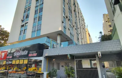 Apartamento 4 quartos, sendo 1 de empregada com banheiro, vaga de garagem fixa, farto comércio, 4 minutos da estação de trem