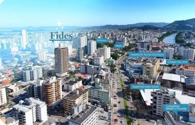 Apartamento de alto padrão no centro de tubarão - próximo ao giassi e hospital próvida